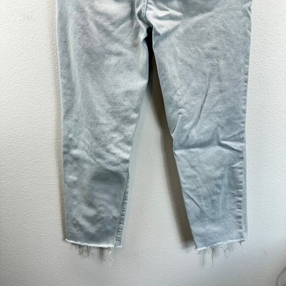 Madewell The Momjean in Harman Wash Raw Hem Light wash 26 - Picture 7 of 16